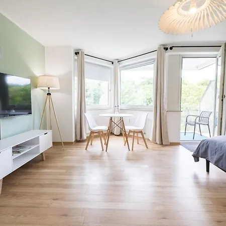 Stadtwald25 - Long Apartment